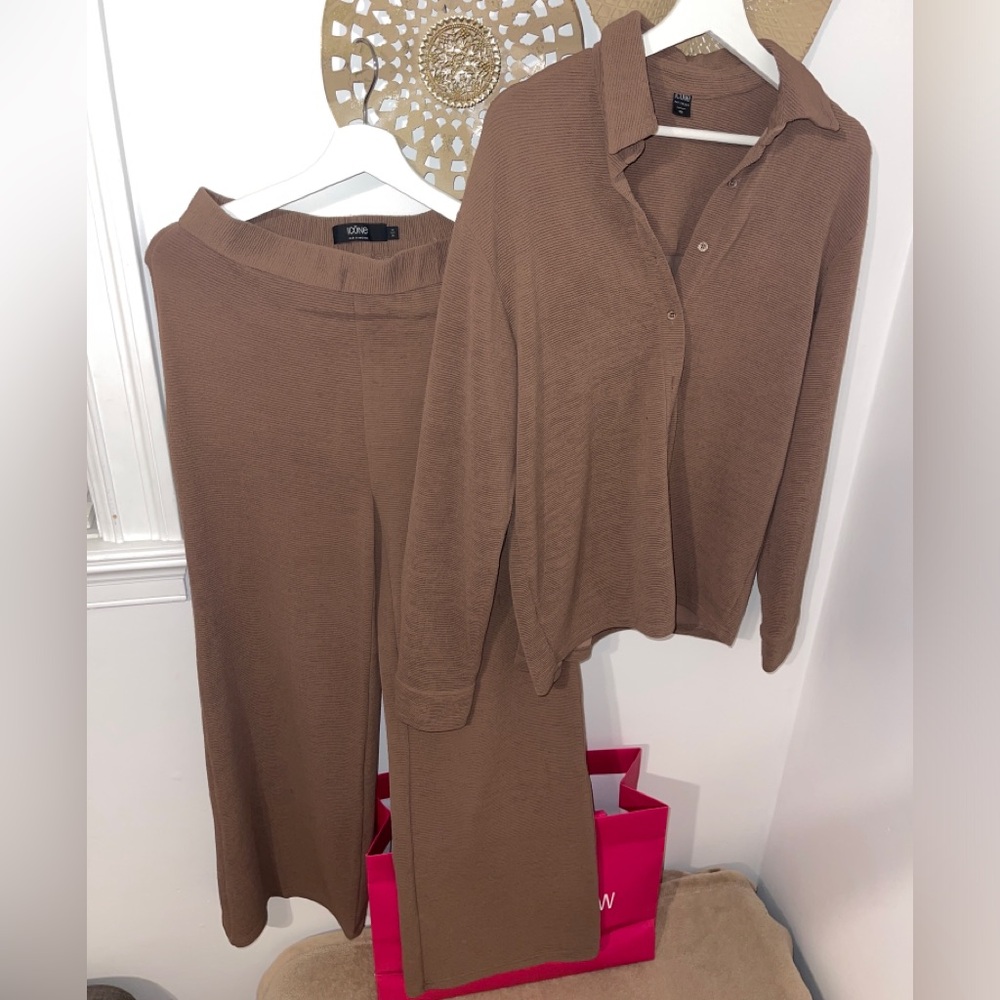 Taupe Ribbed Knit Sweater - Picture 2 of 8